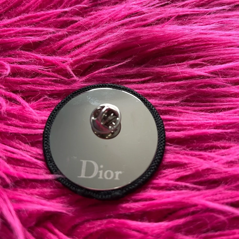 Dior Addict CD houndstood pin badge brooch Dior brooch - Picture 3 of 3